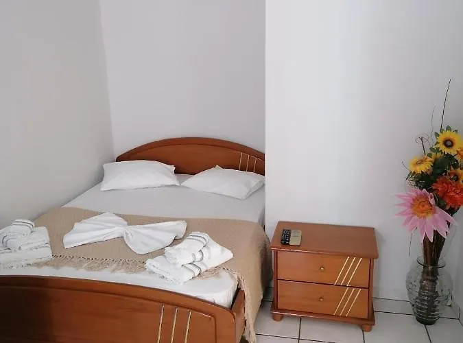 Antonis Rooms 2
